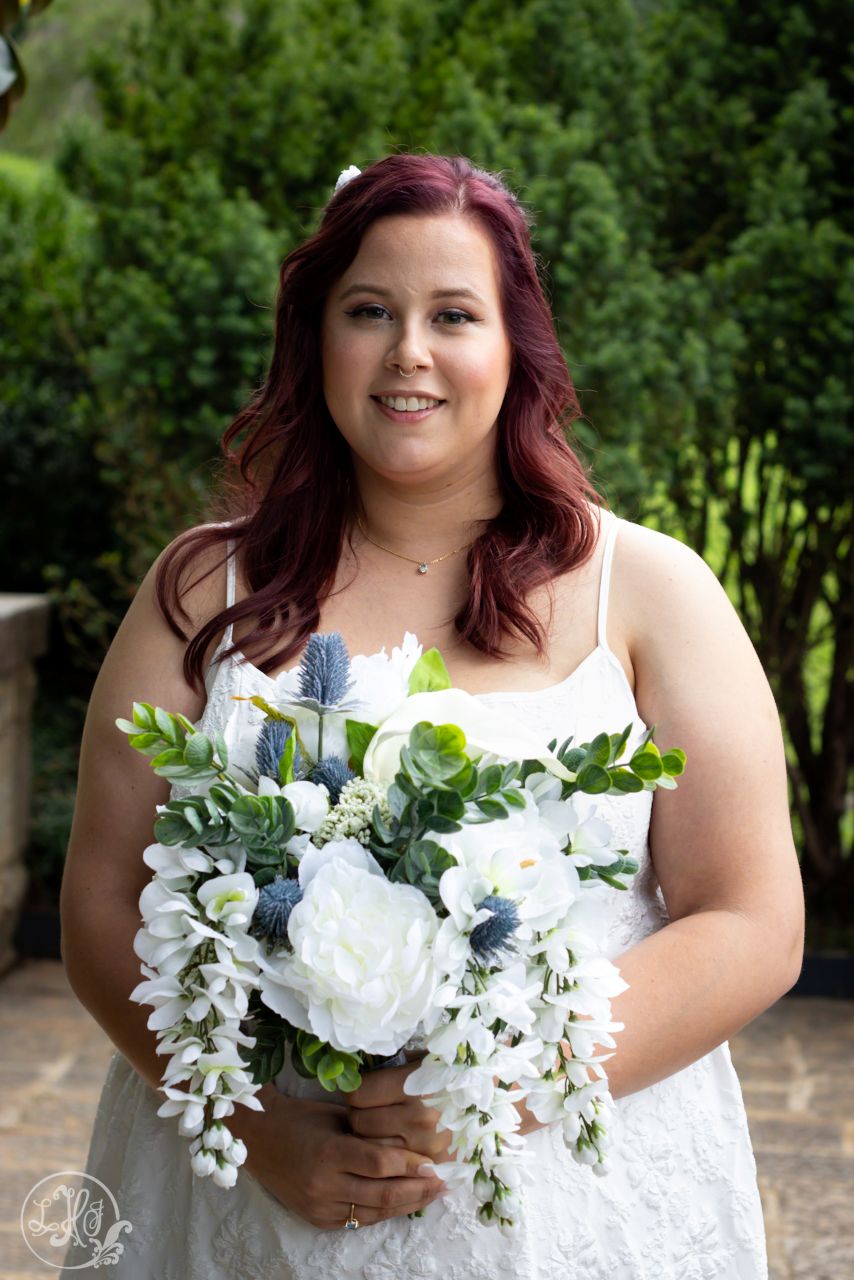 3/4 portrait of bride