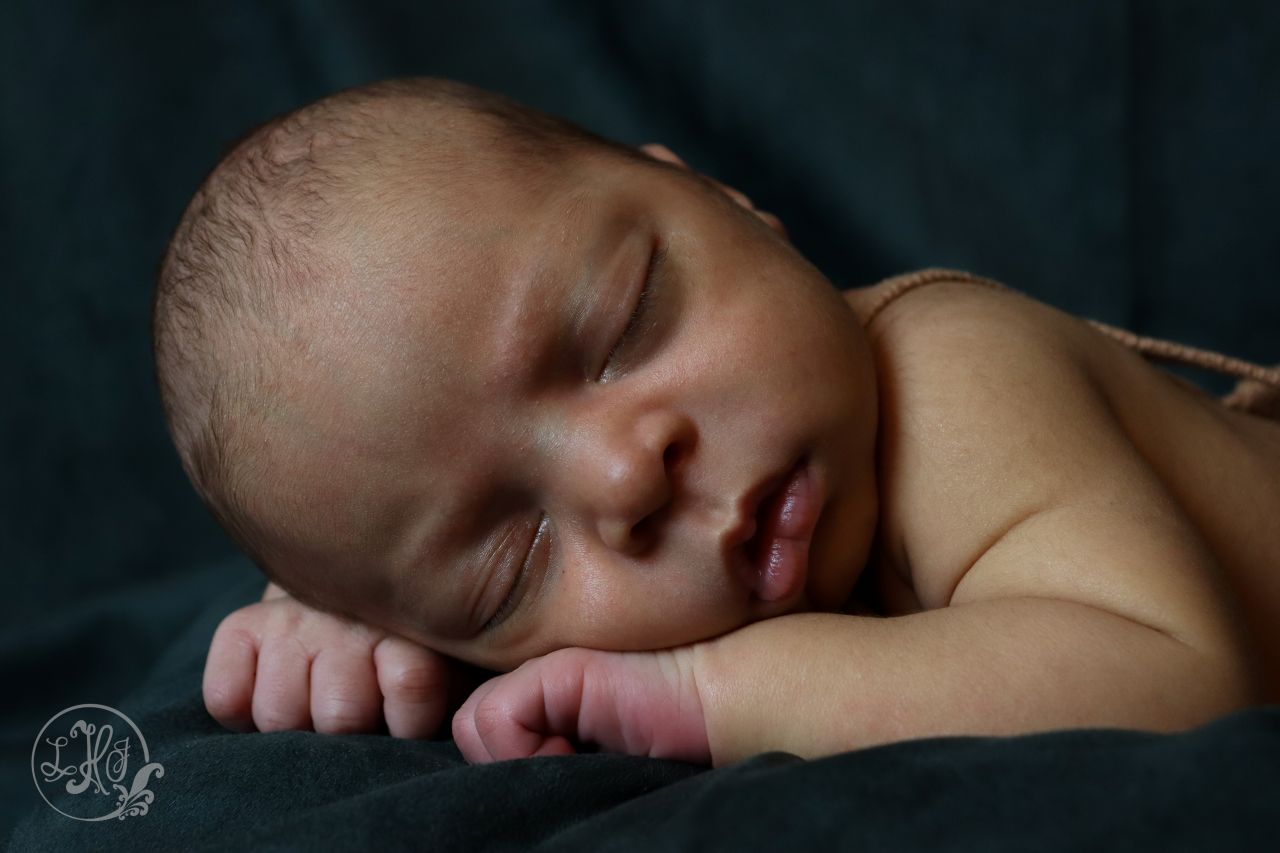 Newborn Portrait-1/2 Headshot